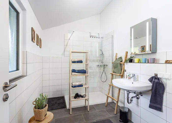 14 بيت للعطل *